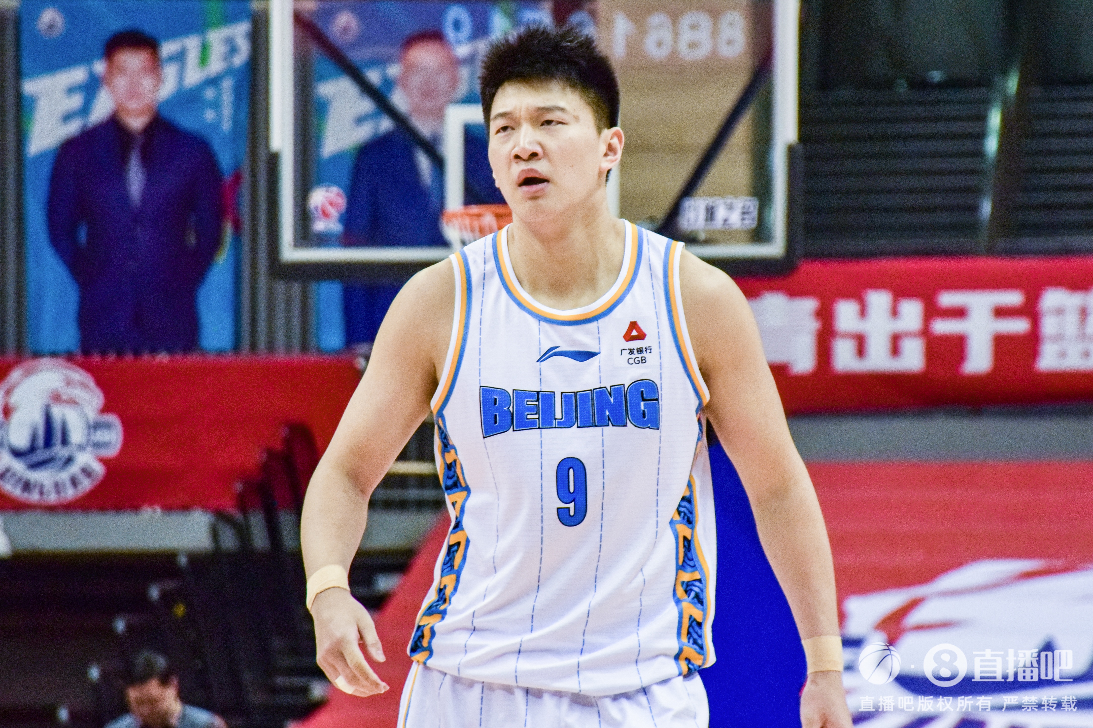  打得可以！雷蒙8中3拿10分2板1助1斷&次節(jié)單節(jié)8分 正負值+19