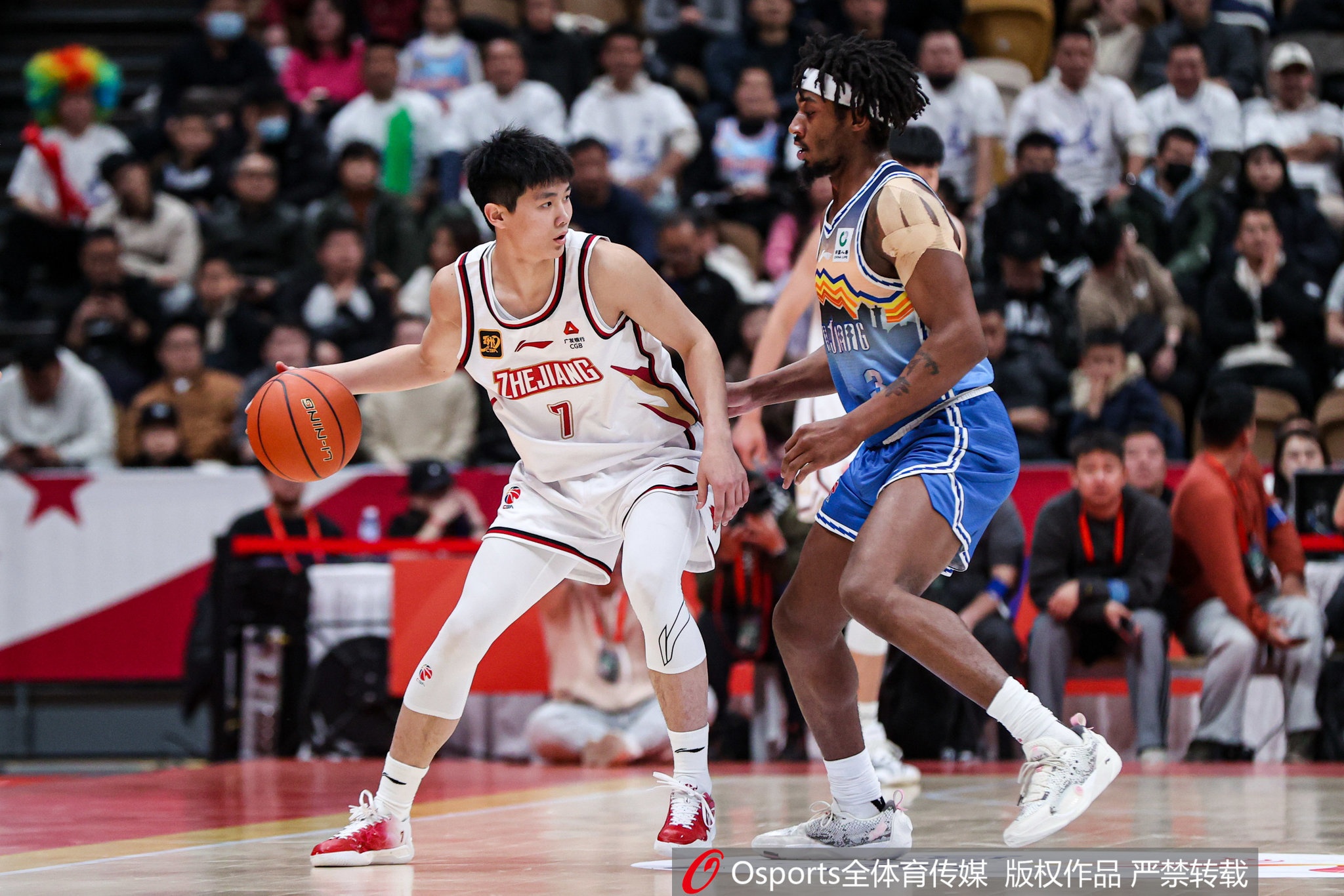  未來(lái)可期！17歲小將李悅洲5中2拿5分1板1斷 單斷外援&壓哨三分